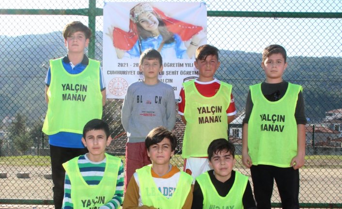 Taşova'da şehit öğretmen Aybüke Yalçın adına futbol turnuvası düzenlendi