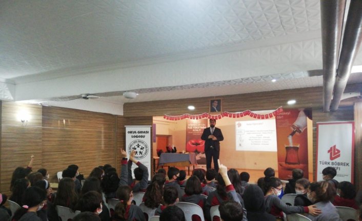 Türk Böbrek Vakfından Amasyalı öğrencilere sağlıklı beslenme eğitimi