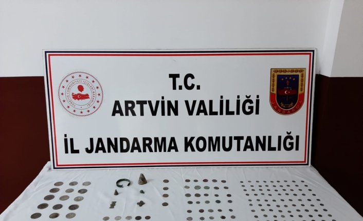 Artvin'de 175 sikke ele geçirildi