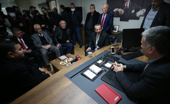 Bolu Belediye Başkanı Özcan, Düzce'de basın mensuplarına açıklama yaptı: