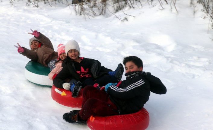 Bolu kent merkezinde kar yağışı başladı