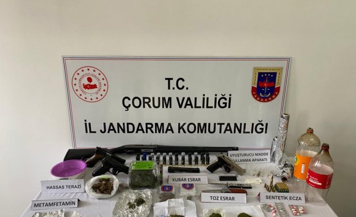 Çorum'da uyuşturucu ticareti iddiasıyla 6 zanlı tutuklandı