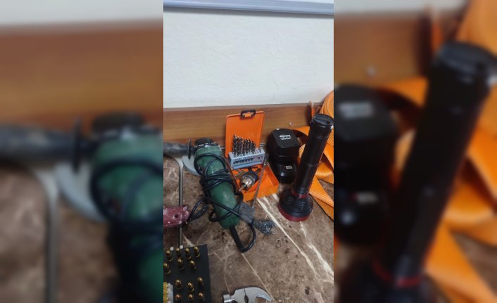 Ordu'da evden hırsızlık yaptığı tespit edilen 3 kişi gözaltına alındı