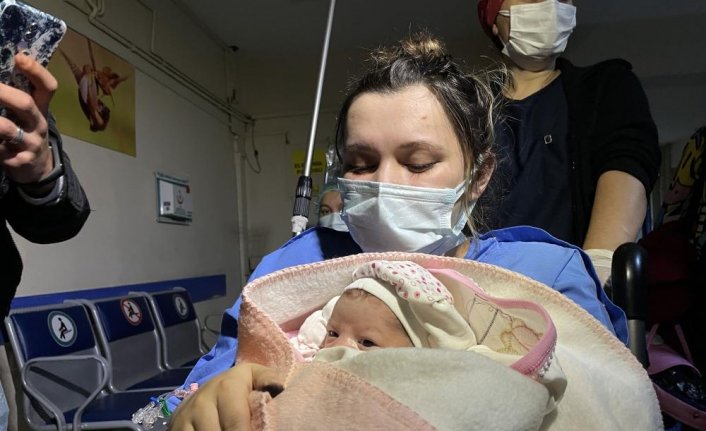 Ordu'da yeni yılın ilk bebekleri dünyaya geldi