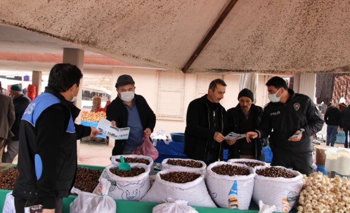 Suluova'da polis vatandaşları dolandırıcılara karşı uyardı