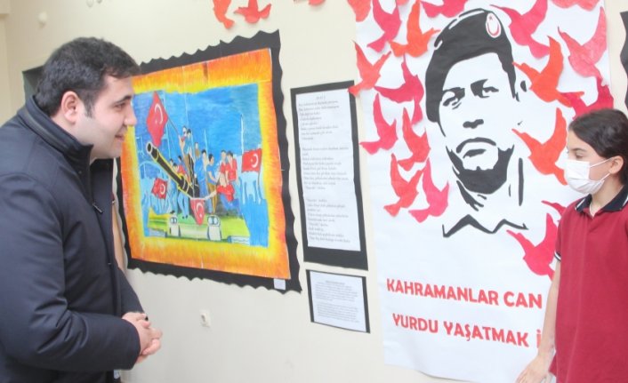 Taşova’da 15 Temmuz resim sergisi açıldı