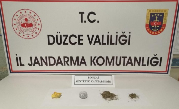 Düzce'de uyuşturucu operasyonunda 2 şüpheli gözaltına alındı