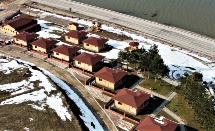 Ladik'te bungalov evler bulunan tatil köyü kiraya verilecek