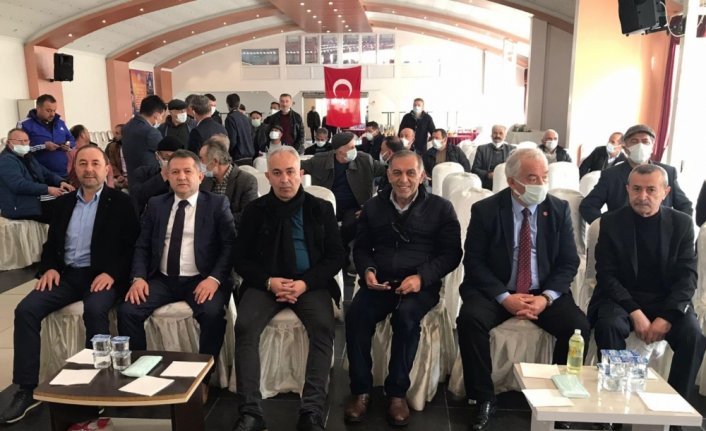 Yağlıdere Esnaf ve Sanatkarlar Odası Başkanı Özdemir, güven tazeledi