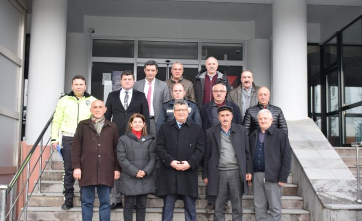 Artvin Emniyet Müdürü Ergen muhtarlarla bir araya geldi
