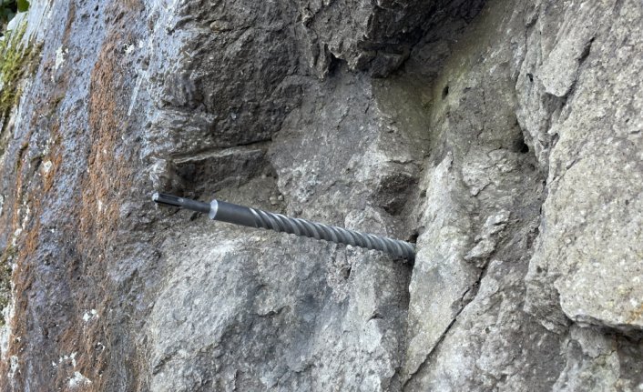 Bartın'da tarihi anıtta izinsiz kazı yapan 2'si asker 4 zanlı tutuklandı