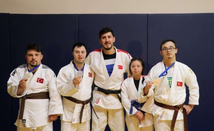 Down sendromlu judocular, Dünya Şampiyonası'nda zirveyi hedefliyor