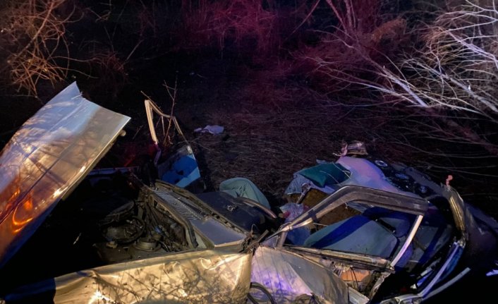 Samsun'da otomobilin devrilmesi sonucu yaralanan kişi hastanede öldü