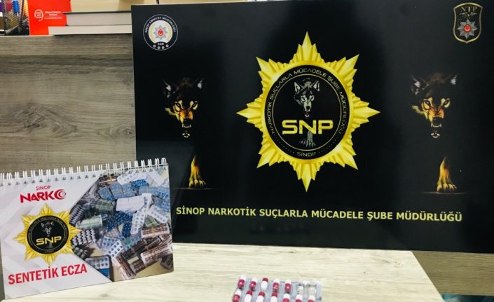 Sinop’ta 12 uyuşturucu sentetik ecza hapı ele geçirildi