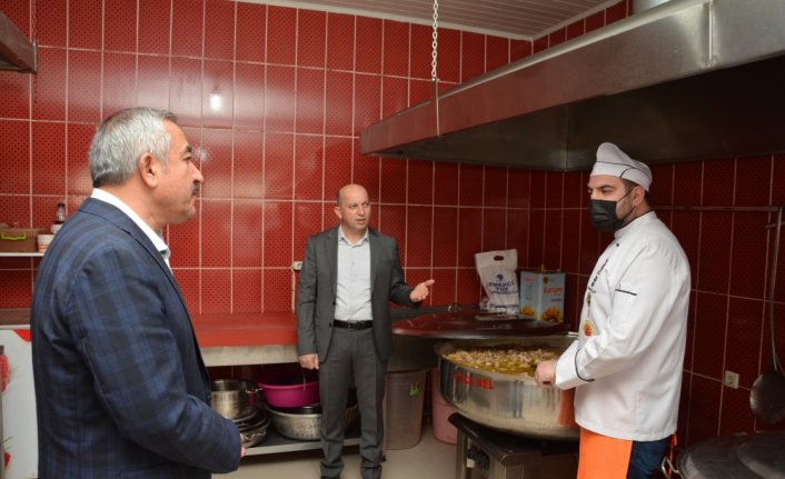 Alaca Belediyesi ihtiyaç sahiplerini ramazanda da unutmuyor