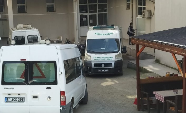 Düzce'de bir kişi sokakta ölü bulundu