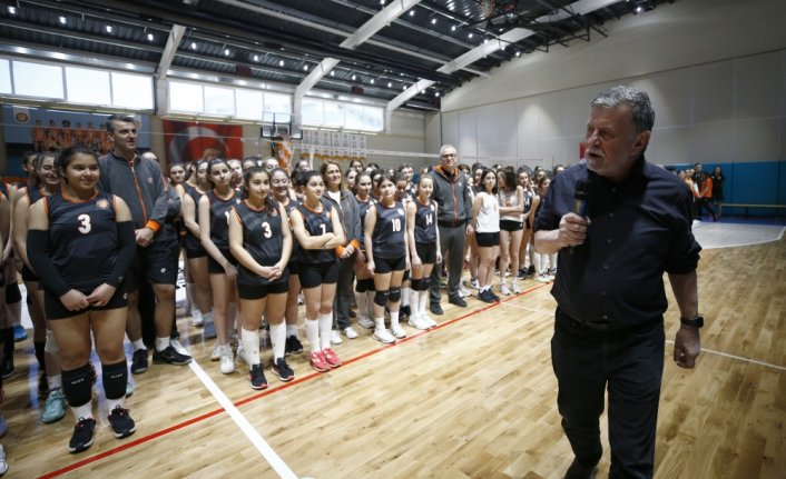 Eczacıbaşı Kulübünün 10. Gelişim Takımlar Turnuvası, Antalya'da başladı