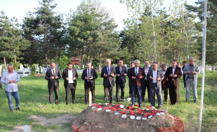 Milletvekili Yılmaz'dan şehit ailesine taziye ziyareti