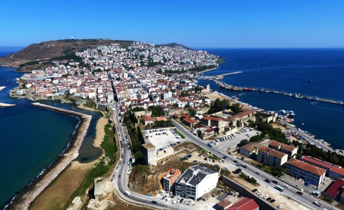 Sinop'ta turizmciler Ramazan Bayramı tatili heyecanını yaşıyor