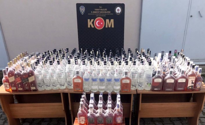 Tokat'ta sahte içki operasyonunda 4 kişi yakalandı
