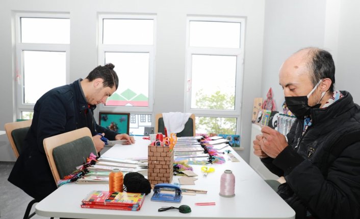 Akçaabat'ta özel bireyler için eğitim merkezi açıldı