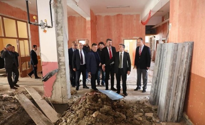 Düzce Valisi Atay, Akçakoca'da temaslarda bulundu