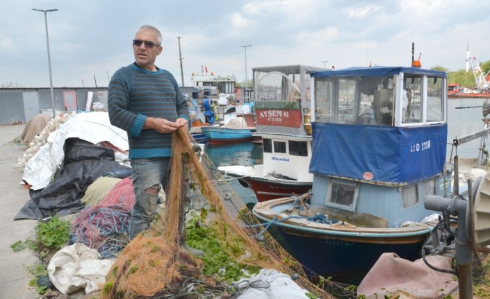 Düzce ve Kocaeli'de balıkçılar kıyı avcılığına hazırlanıyor