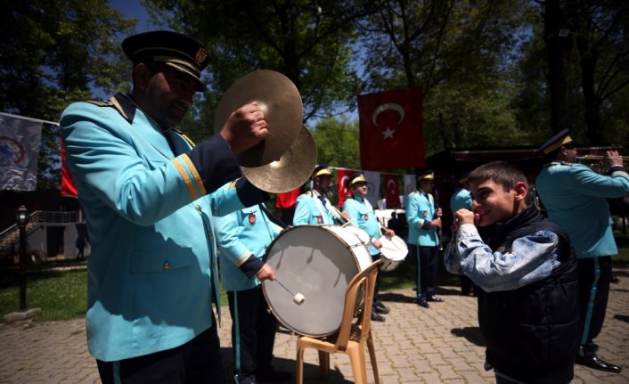 Düzce'de özel gereksinimli bireyler piknikte buluştu
