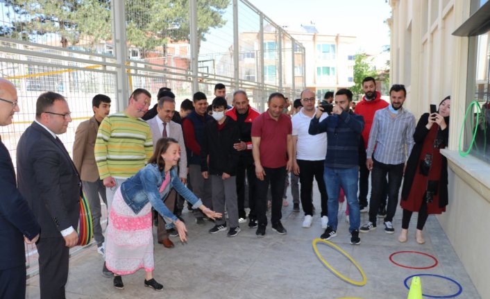 Havza'da özel öğrenciler Engelliler Haftası'nı kutladı