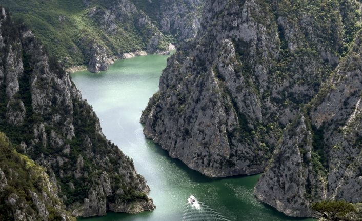 Samsun'daki Şahinkaya Kanyonu canlanan doğasıyla ziyaretçilerini bekliyor