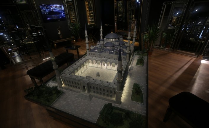 Sultanahmet Camisi'nin 7 bin ahşap parçayla maketi yapıldı