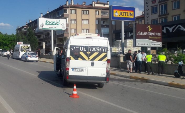 Tokat'ta zincirleme trafik kazasında 7 işçi yaralandı