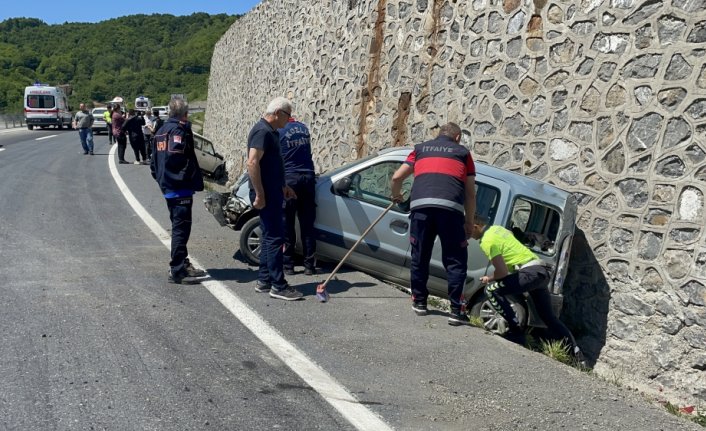 Zonguldak'ta yola dökülen mazotun neden olduğu kazada 1 kişi yaralandı