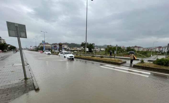 Bartın ve Sakarya'da sağanak etkili oldu