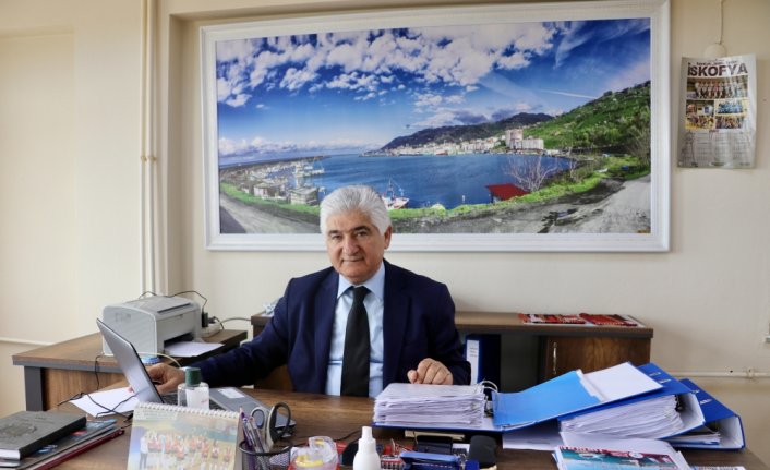 Çarşıbaşı Dernekler Federasyonundan 270 öğrenciye burs desteği