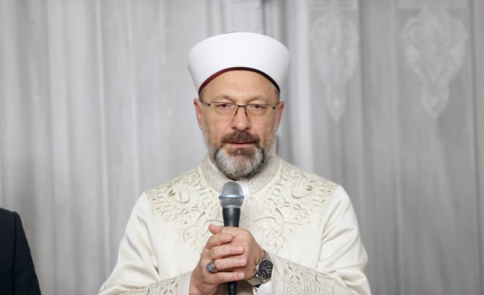 Diyanet İşleri Başkanı Erbaş, Trabzon'da çocuklar ve gençlerle buluştu: