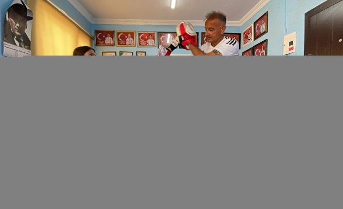 Dünya Kupası'nda kürsüye çıkan kick boksçular hedef yükseltti