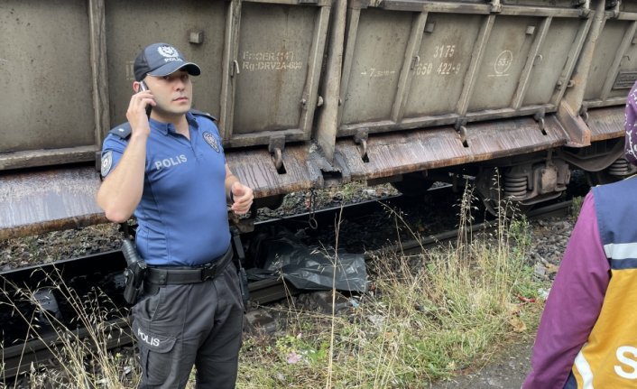 Karabük'te trenin çarpması sonucu hayatını kaybeden genç defnedildi