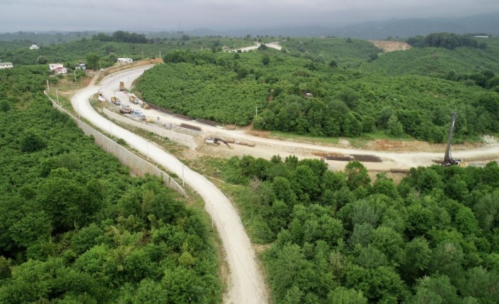 Karadeniz Sahil Yolu'nda onarım çalışmaları sürüyor