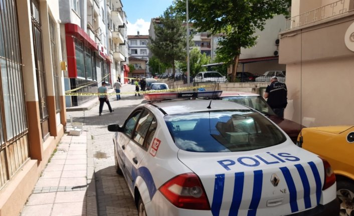 Kastamonu'da bir kişi kayınpederini ve kayınbiraderini silahla yaraladı