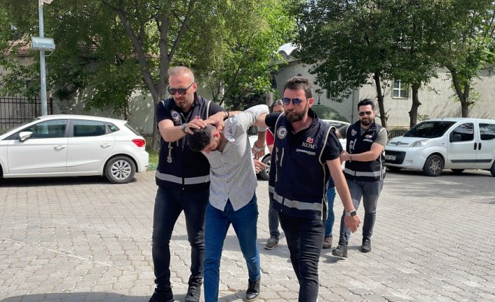 Samsun'da kiralık çiftlikte ele geçirilen silahlarla ilgili 3 zanlı adliyede