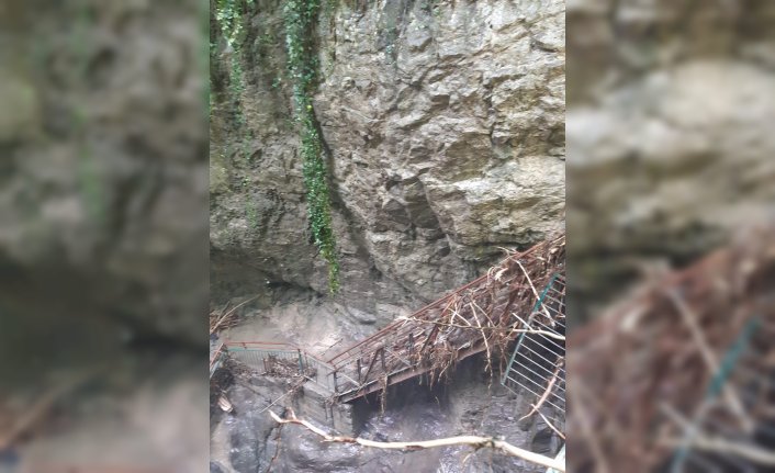 Selden zarar gören Samandere Şelalesi Tabiat Anıtı ziyarete kapatıldı