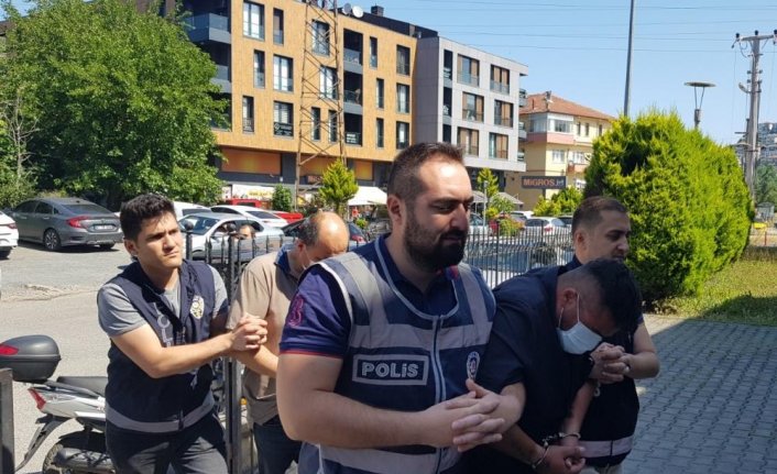Zonguldak'ta fuhuş operasyonunda yakalanan 8 zanlı tutuklandı