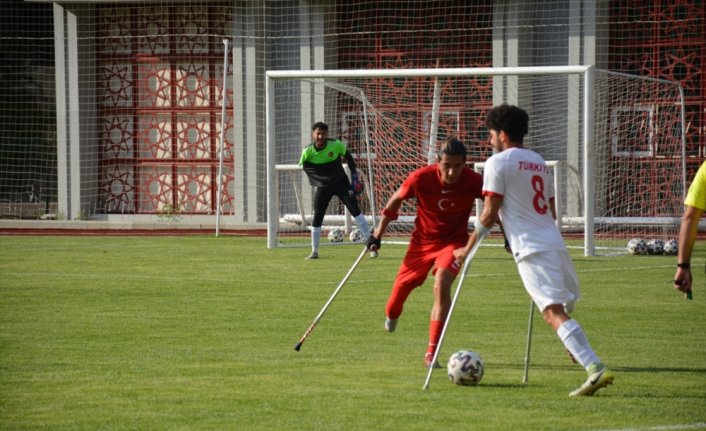 Ampute Milli Futbol Takımı'nın Giresun kampı sona erdi