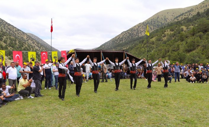Bayburt Dede Korkut Uluslararası Kültür ve Sanat Şöleni başladı