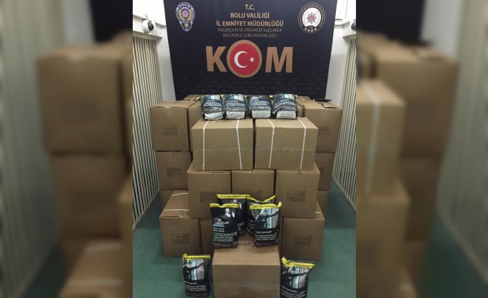 Bolu'da bir araçta 250 bin lira değerinde kaçak tütün yakalandı
