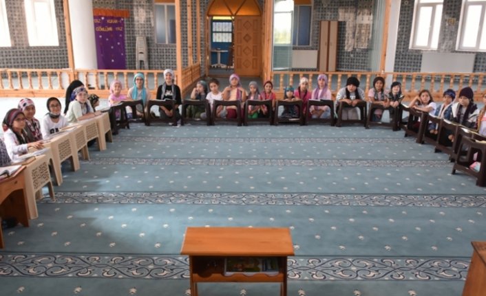Boyabat’ta yaz Kur'an kursları 1885 öğrencinin katılımıyla gerçekleştiriliyor