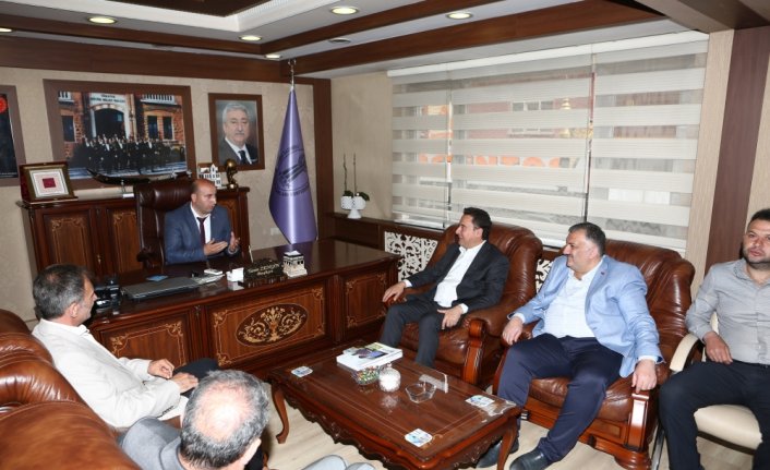 DEVA Partisi Genel Başkanı Babacan Gümüşhane'de basın toplantısı düzenledi: