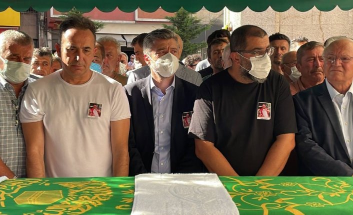 Eski milli futbolcu Tümer Metin'in babası son yolculuğuna uğurlandı