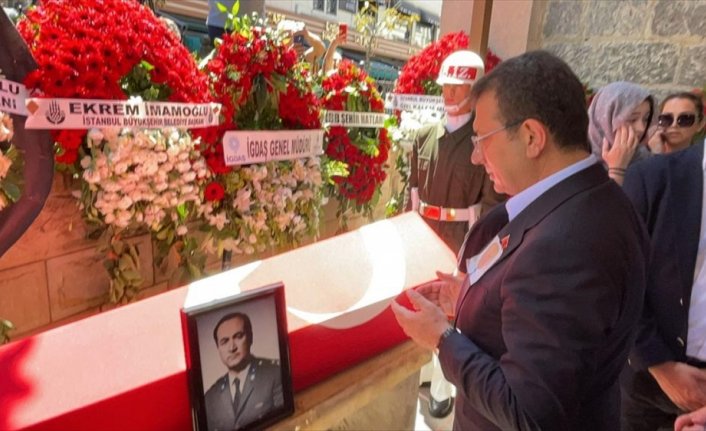 İBB Başkanı İmamoğlu, danışmanı Murat Ongun'un babasının cenaze törenine katıldı